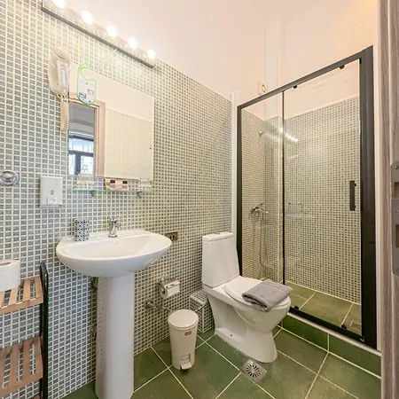 Pensjonat Rentrooms 3*